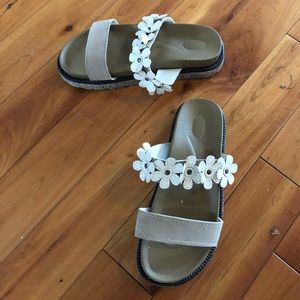 Cute tan sandals- worn once
